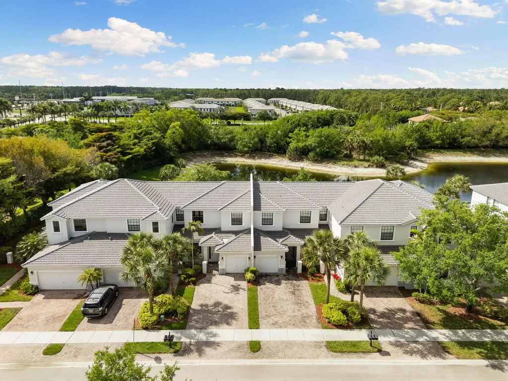 15068 Summit Place Circle Naples FL 34119