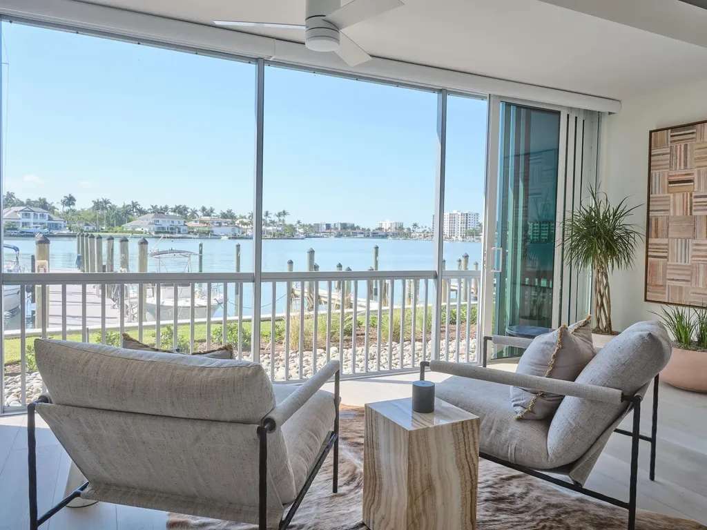 322 Harbour Drive Naples FL 34103