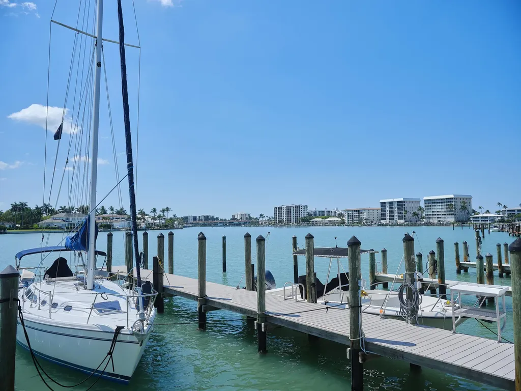 322 Harbour Drive Naples FL 34103