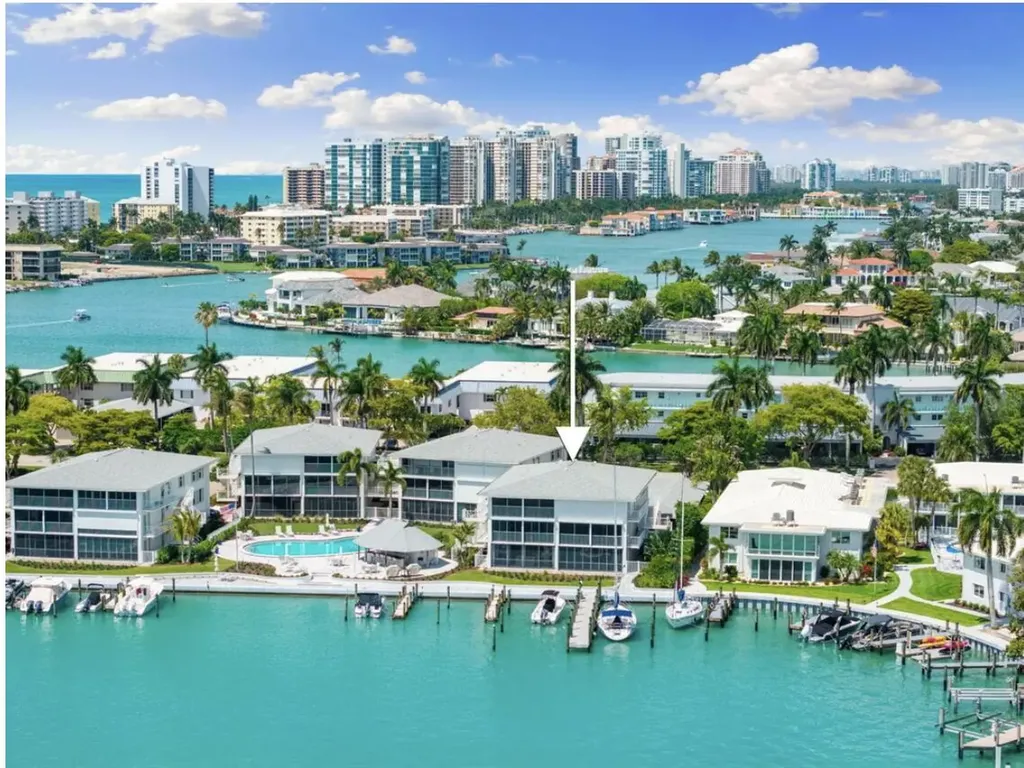 322 Harbour Drive Naples FL 34103