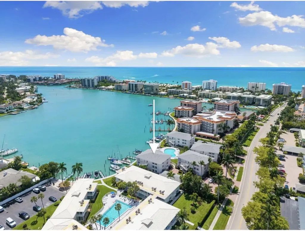 322 Harbour Drive Naples FL 34103
