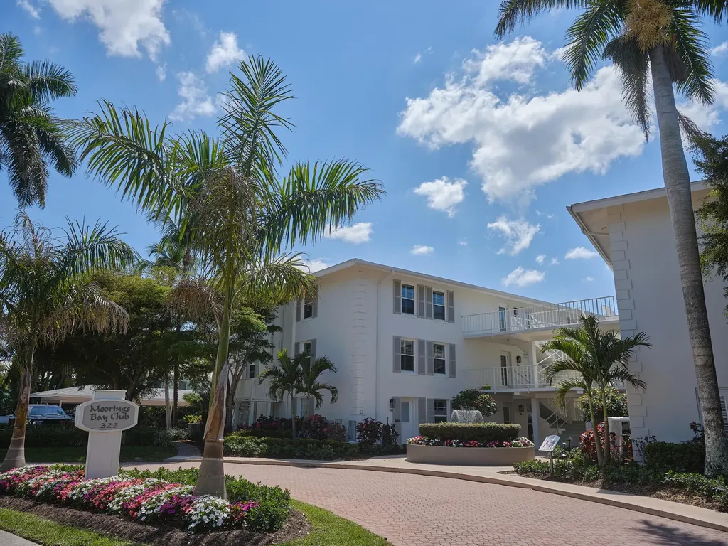 322 Harbour Drive Naples FL 34103