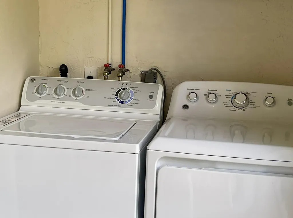 860 Elkhorn Marco Island FL 34145