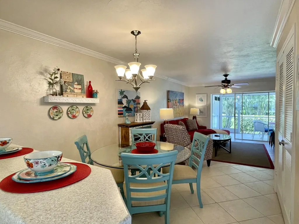 860 Elkhorn Marco Island FL 34145