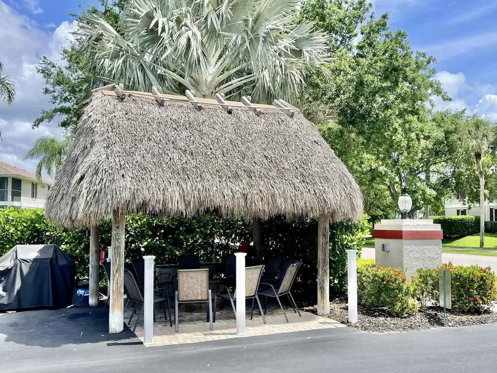 860 Elkhorn Marco Island FL 34145