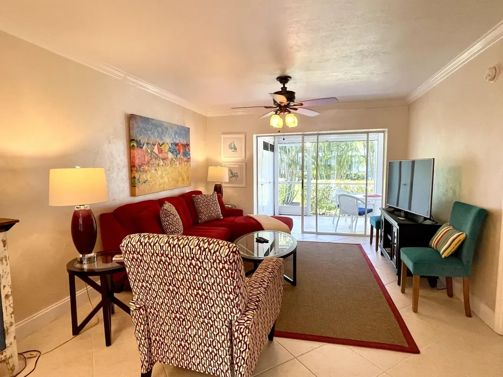 860 Elkhorn Marco Island FL 34145