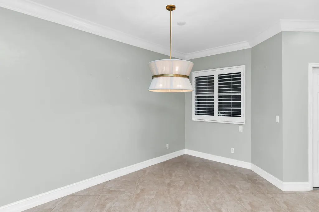 210 Waterside Marco Island FL 34145