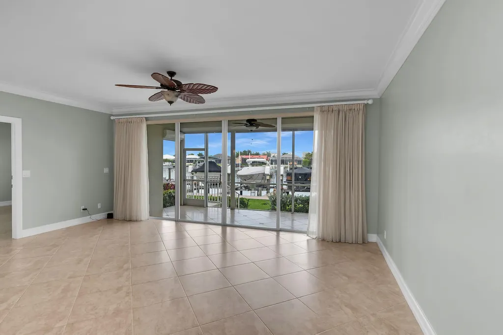 210 Waterside Marco Island FL 34145