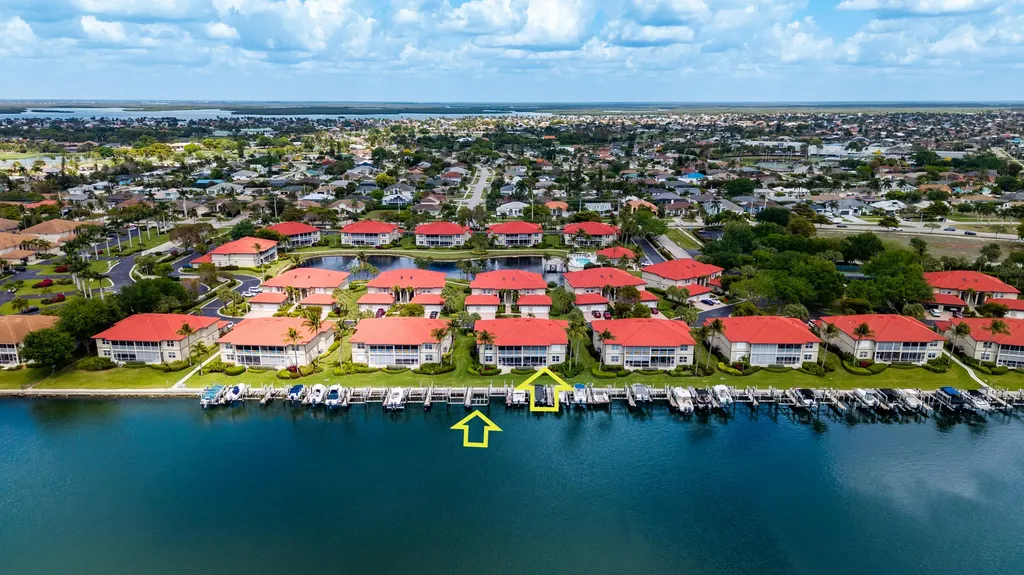 210 Waterside Marco Island FL 34145
