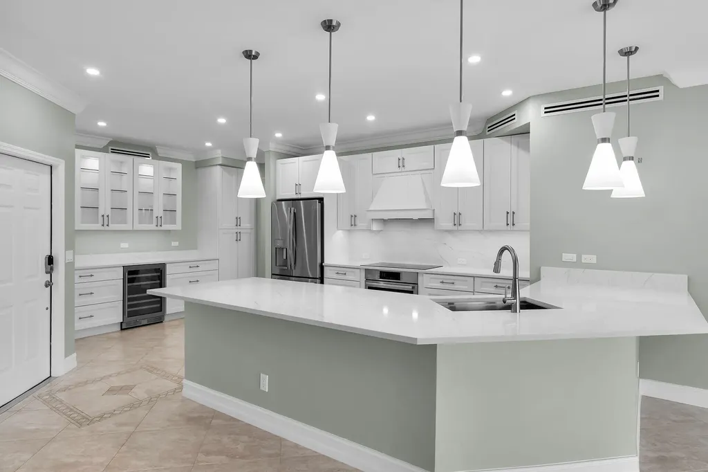 210 Waterside Marco Island FL 34145