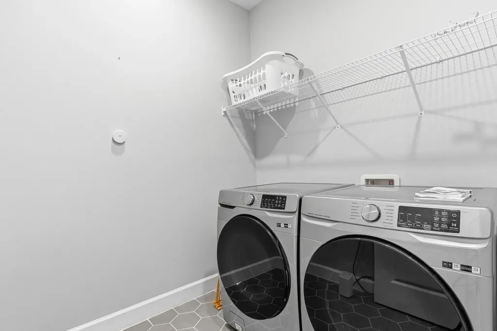 2055 Grove Drive Naples FL 34120