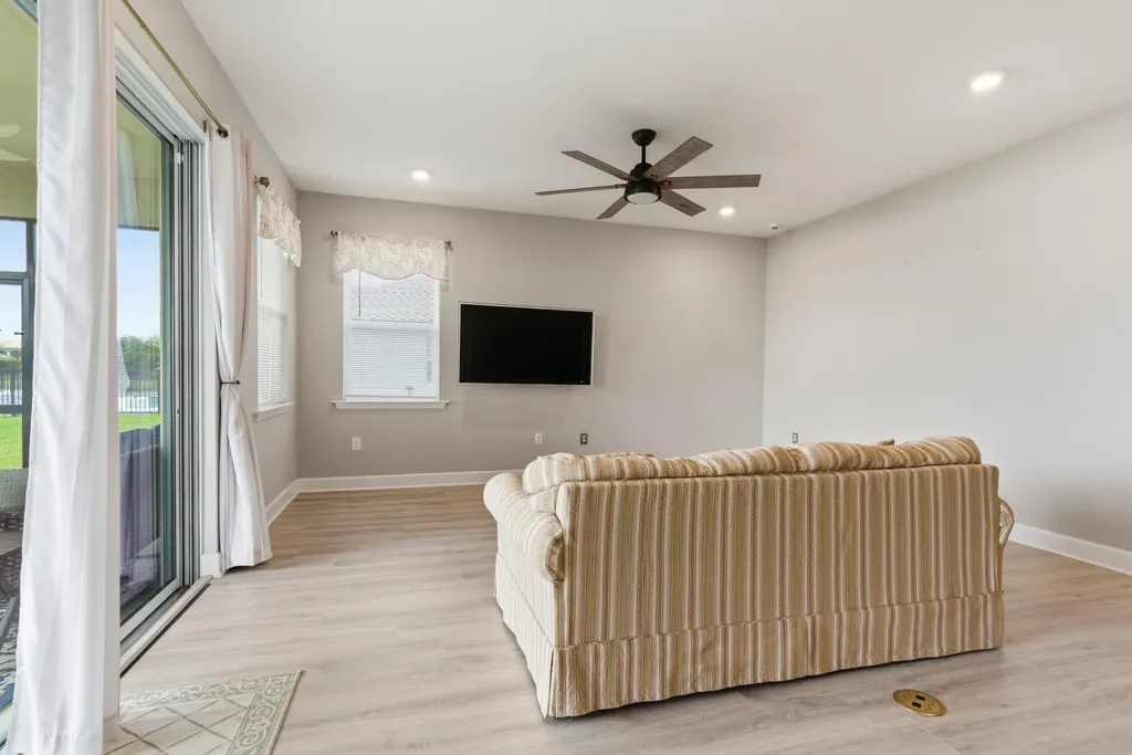 2055 Grove Drive Naples FL 34120