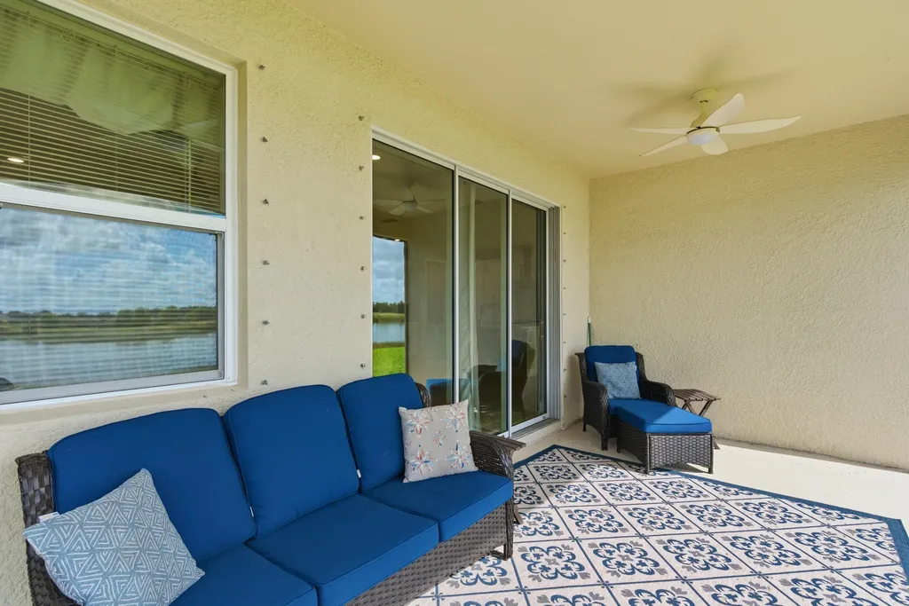 2055 Grove Drive Naples FL 34120