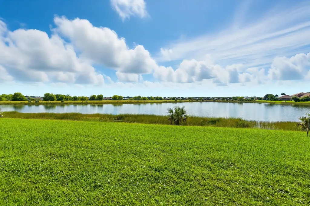 2055 Grove Drive Naples FL 34120