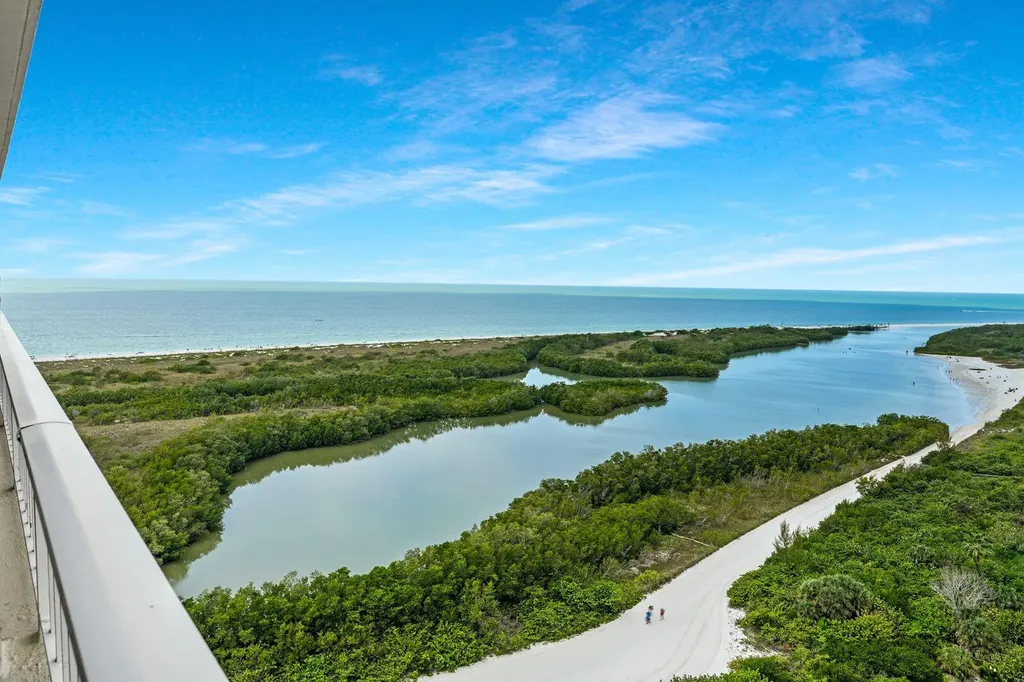 380 Seaview Marco Island FL 34145