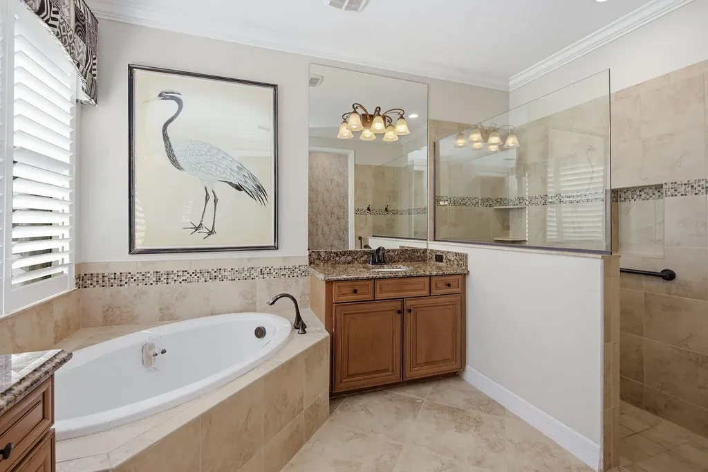 2842 Aviamar Circle Naples FL 34114