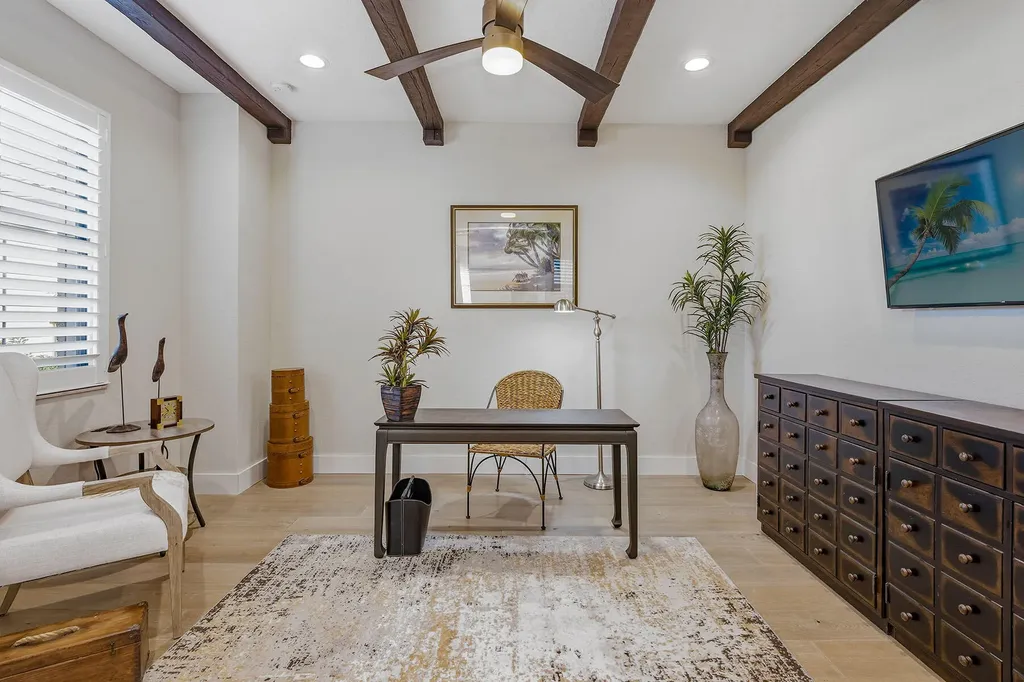 2842 Aviamar Circle Naples FL 34114