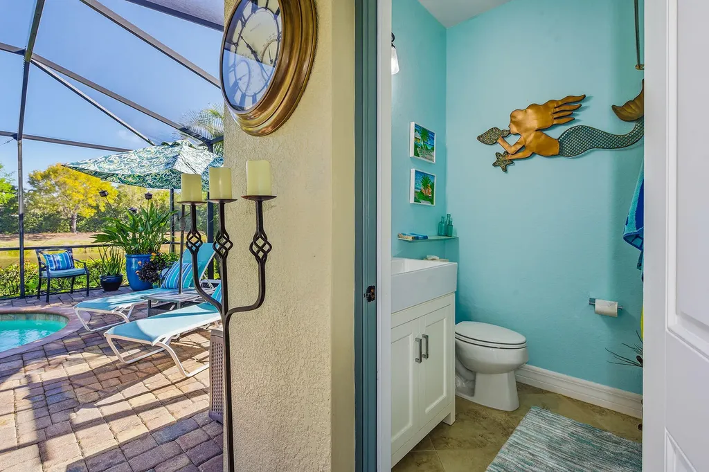 2842 Aviamar Circle Naples FL 34114