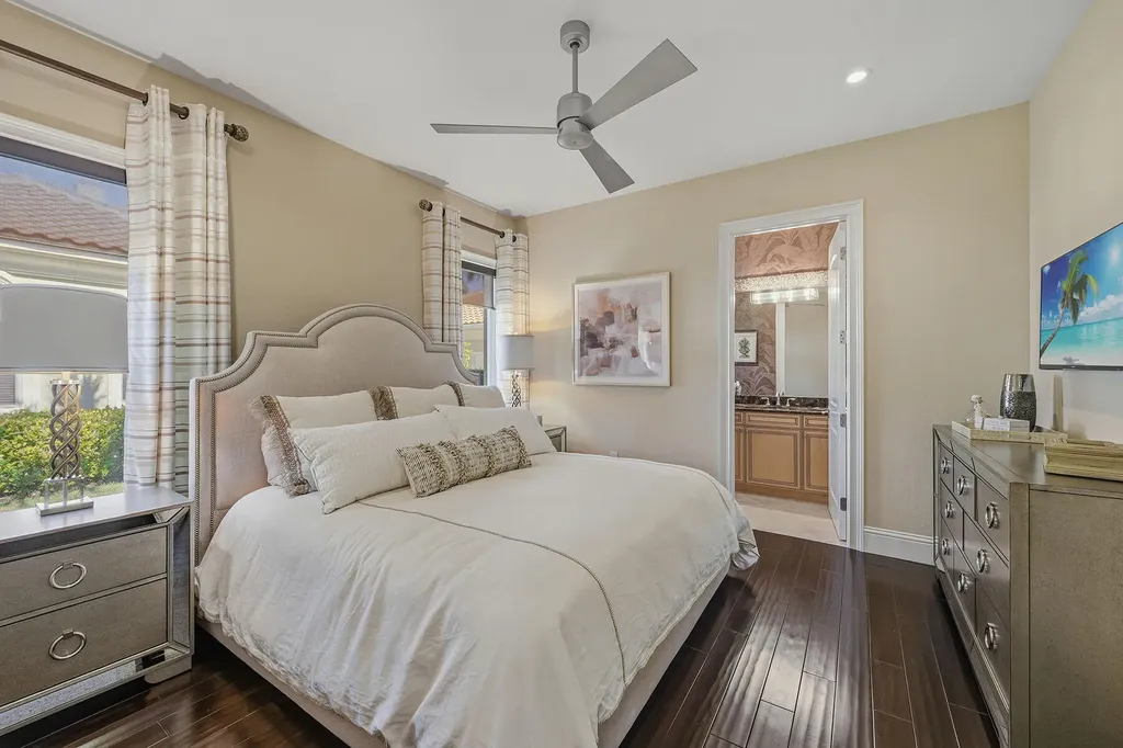 3849 Isla Del Sol Way Naples FL 34114