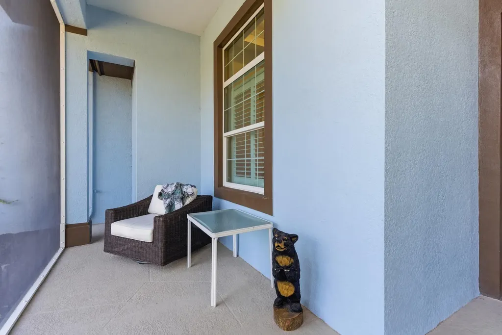 2935 2nd Avenue NE Naples FL 34120