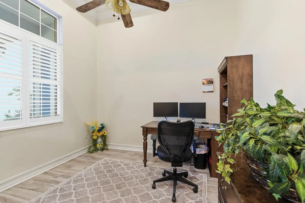 2935 2nd Avenue NE Naples FL 34120