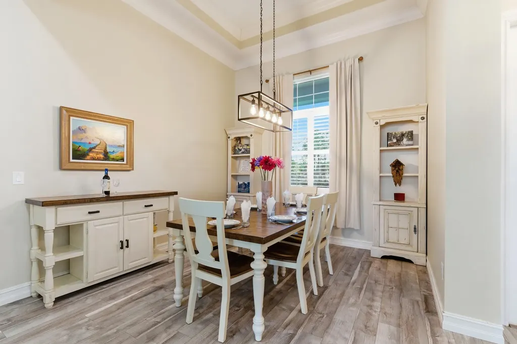 2935 2nd Avenue NE Naples FL 34120