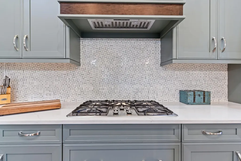 2935 2nd Avenue NE Naples FL 34120