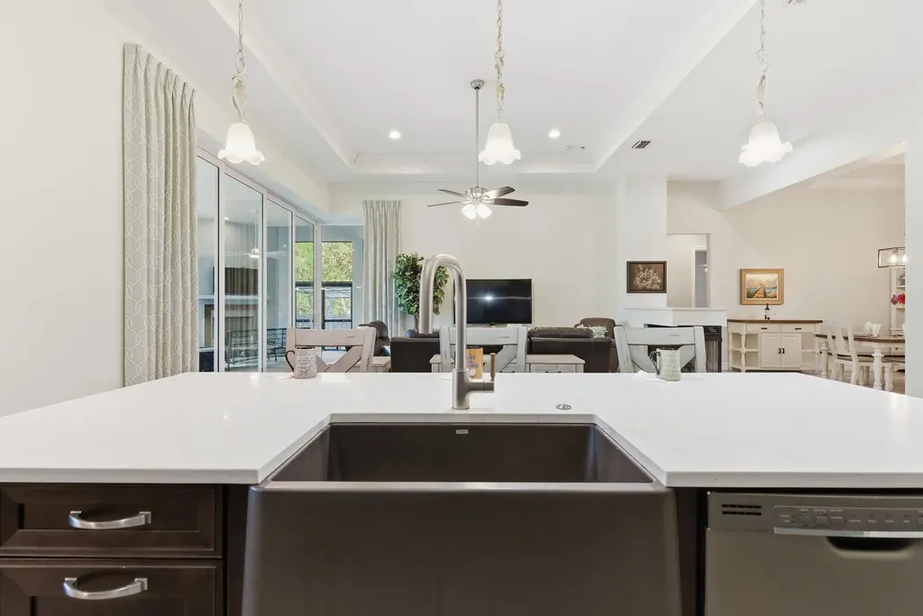 2935 2nd Avenue NE Naples FL 34120