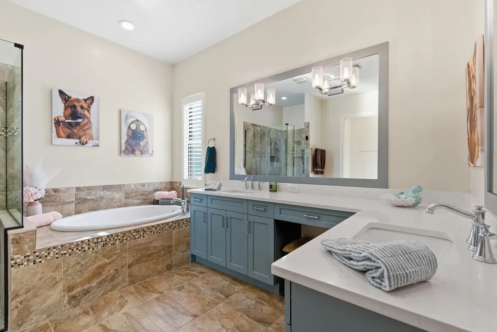 2935 2nd Avenue NE Naples FL 34120