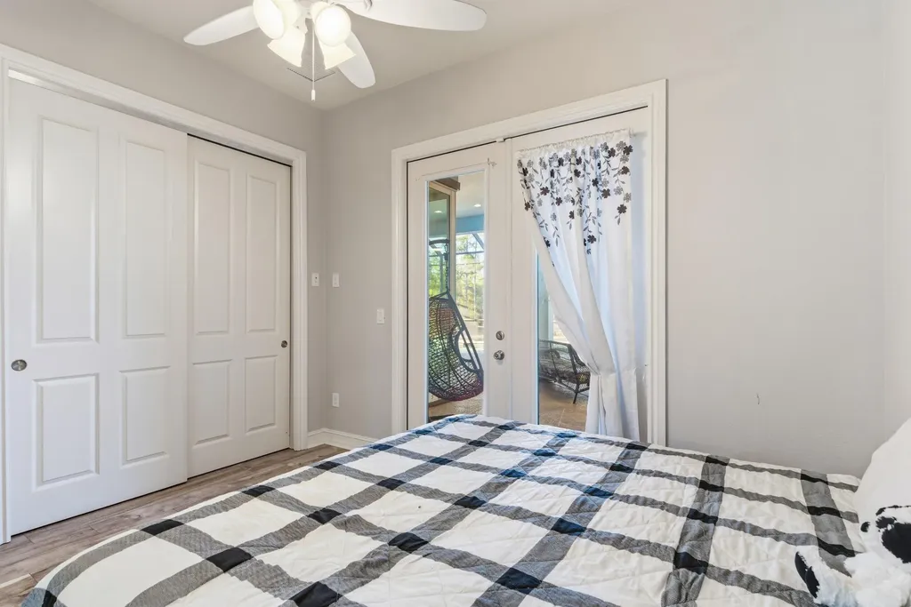 2935 2nd Avenue NE Naples FL 34120