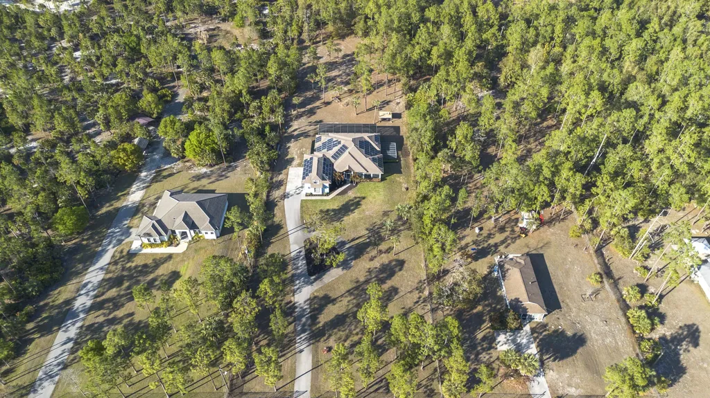 2935 2nd Avenue NE Naples FL 34120