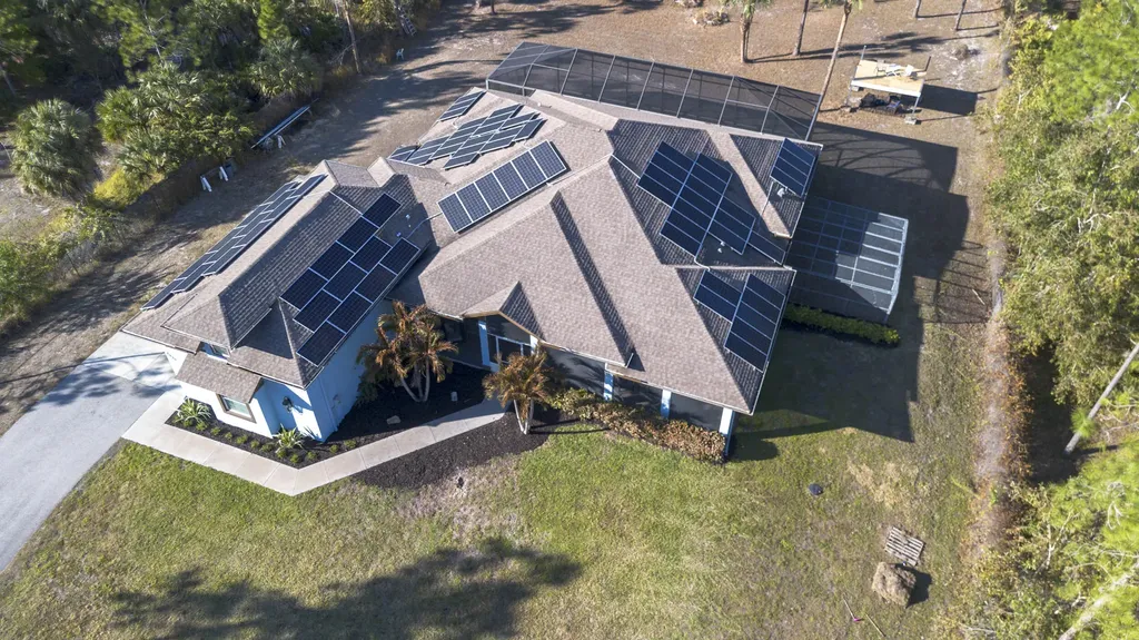 2935 2nd Avenue NE Naples FL 34120