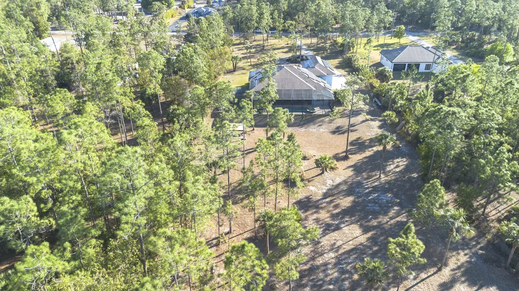 2935 2nd Avenue NE Naples FL 34120