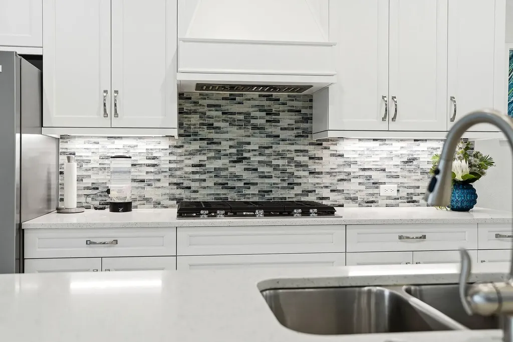 14386 Laguna Springs Lane Naples FL 34114