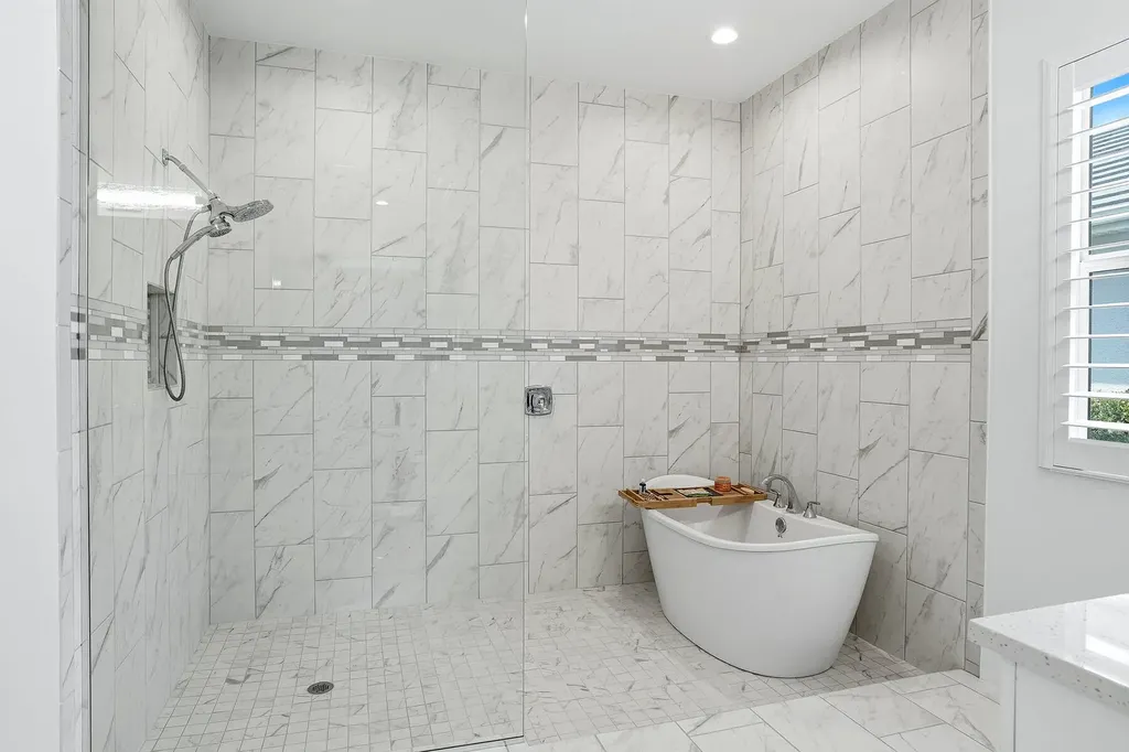 14386 Laguna Springs Lane Naples FL 34114