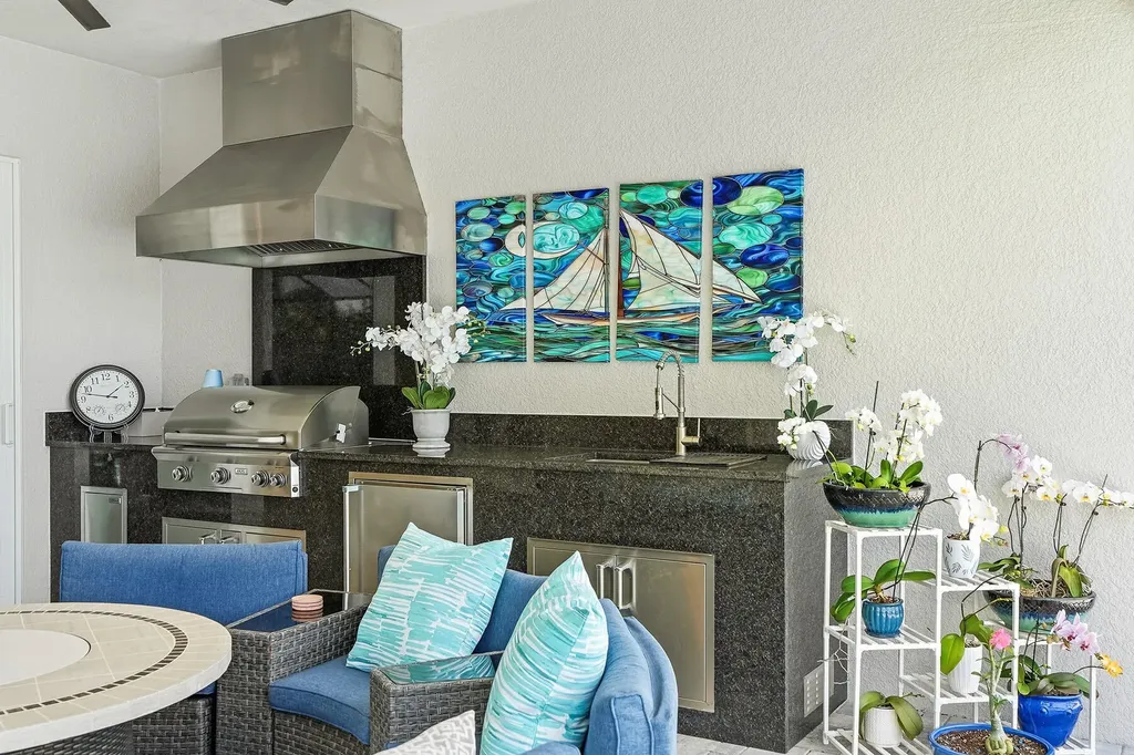 14386 Laguna Springs Lane Naples FL 34114