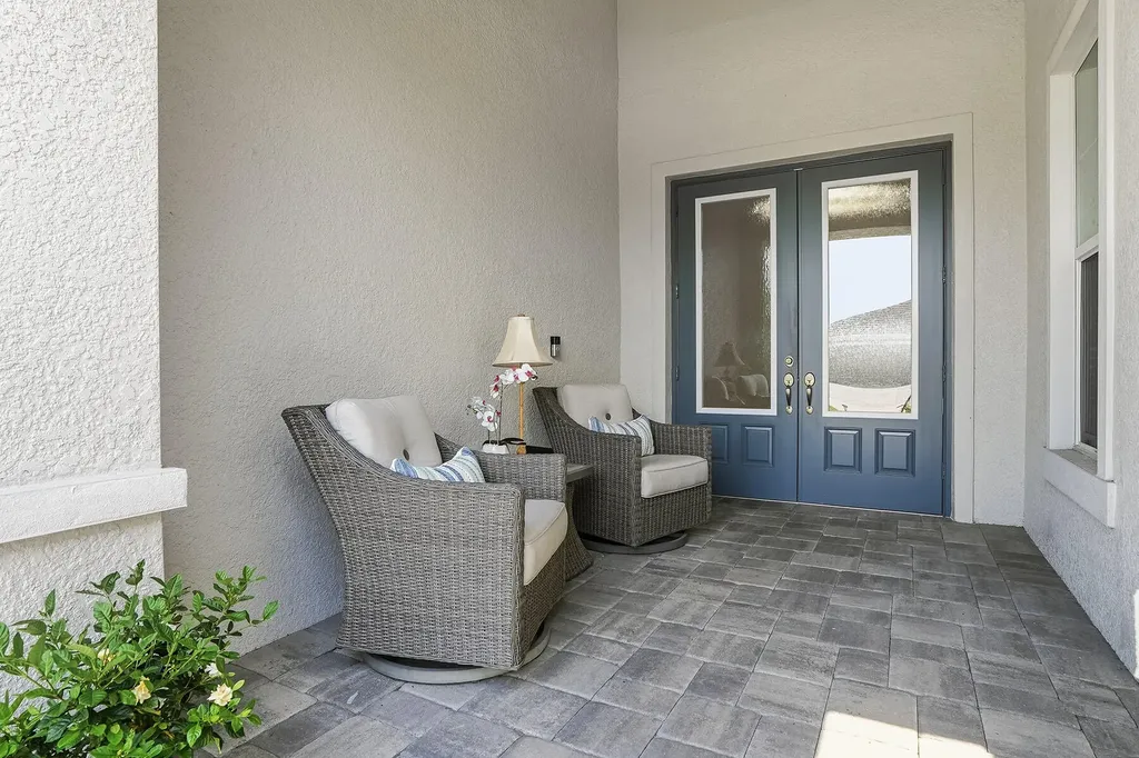 14386 Laguna Springs Lane Naples FL 34114