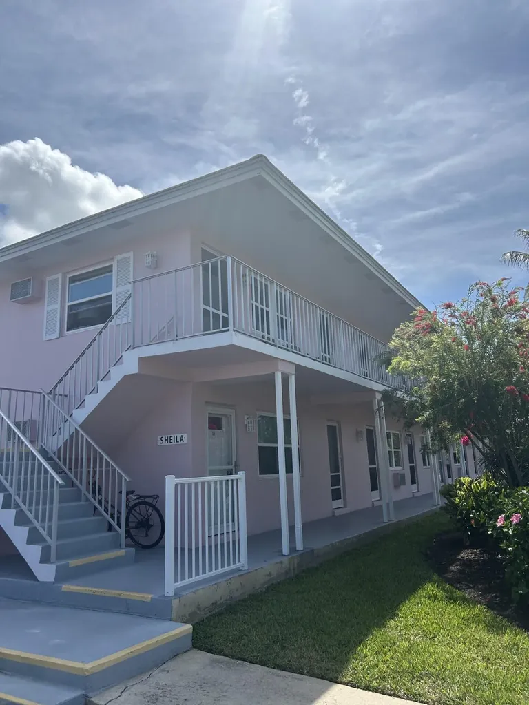 190 N Collier Marco Island FL 34145