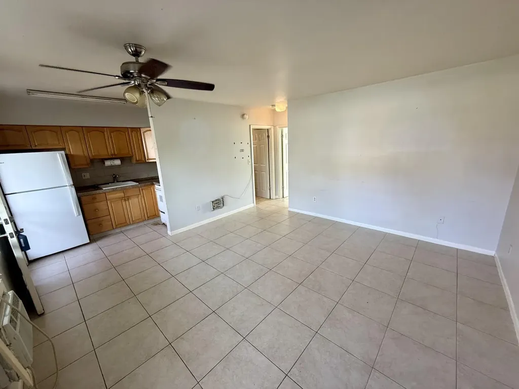 190 N Collier Marco Island FL 34145