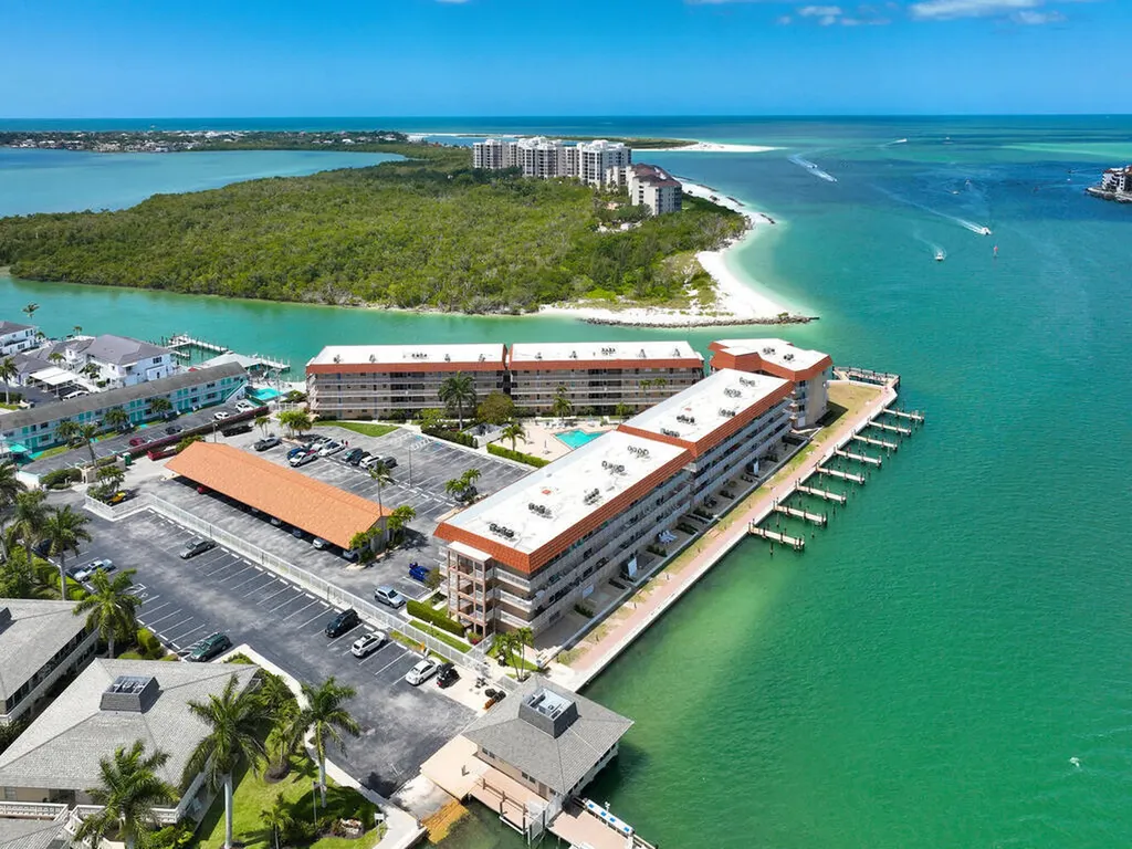 1208 Edington Place Marco Island FL 34145