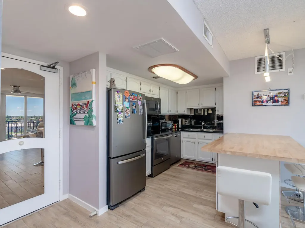 180 Seaview Court Marco Island FL 34145