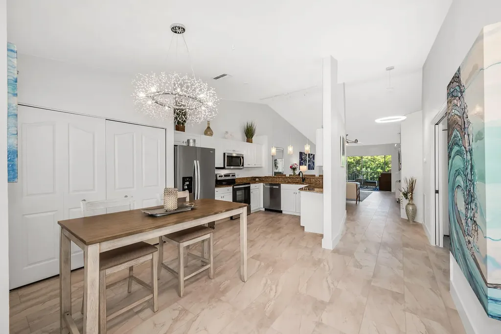 1747 Reuven Circle Naples FL 34112