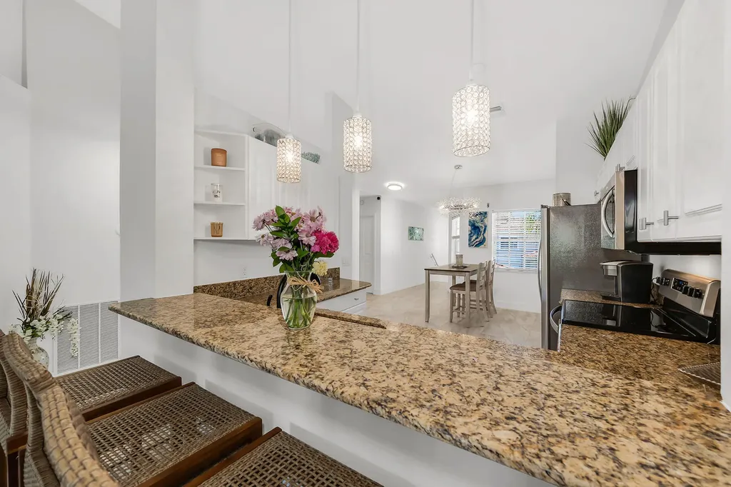 1747 Reuven Circle Naples FL 34112