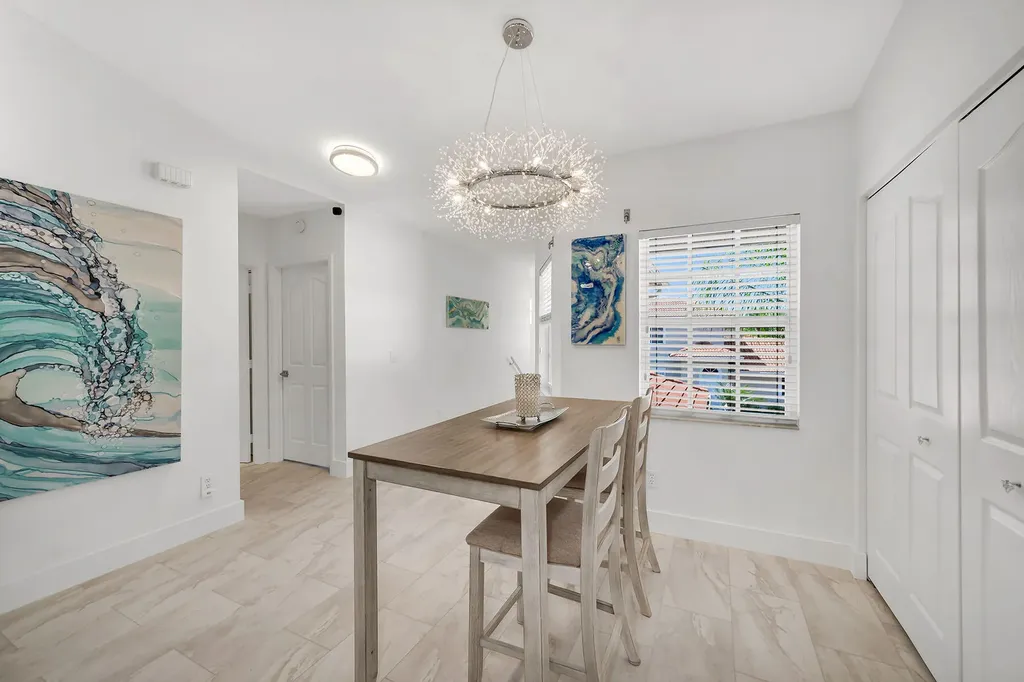 1747 Reuven Circle Naples FL 34112