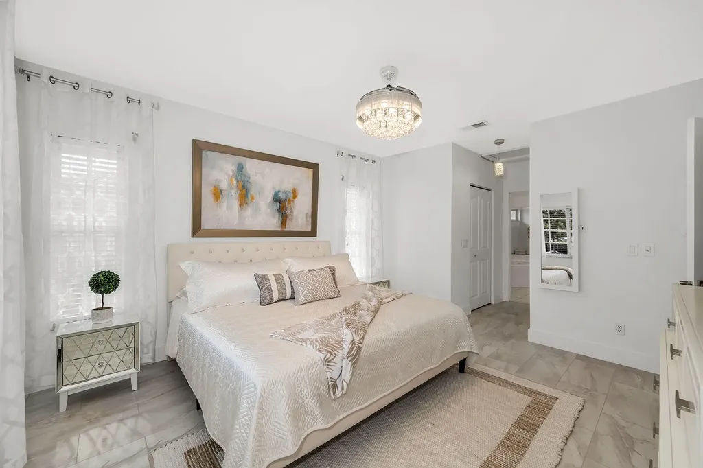 1747 Reuven Circle Naples FL 34112