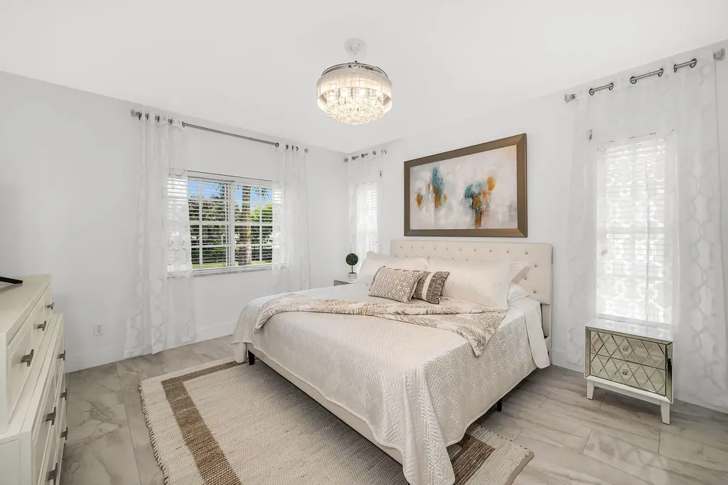 1747 Reuven Circle Naples FL 34112