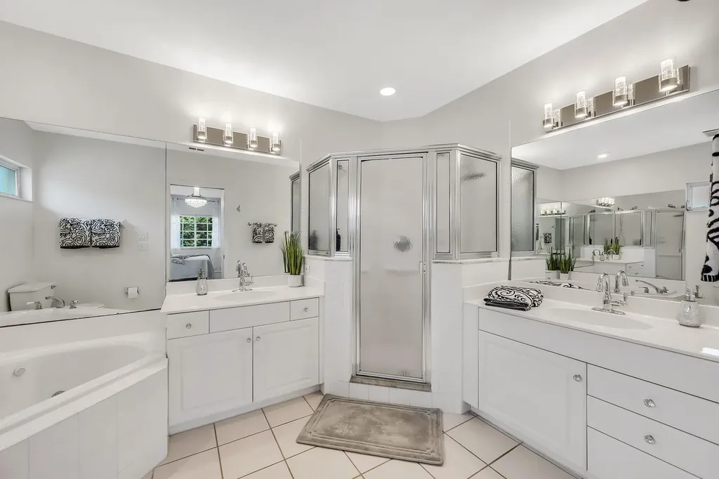 1747 Reuven Circle Naples FL 34112