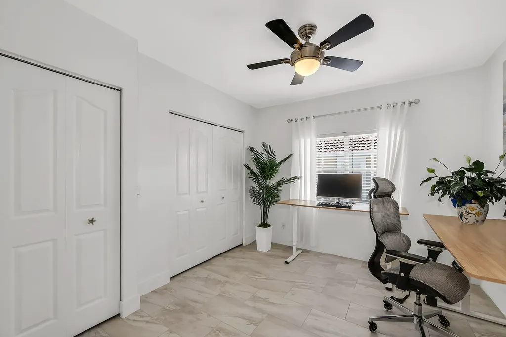 1747 Reuven Circle Naples FL 34112