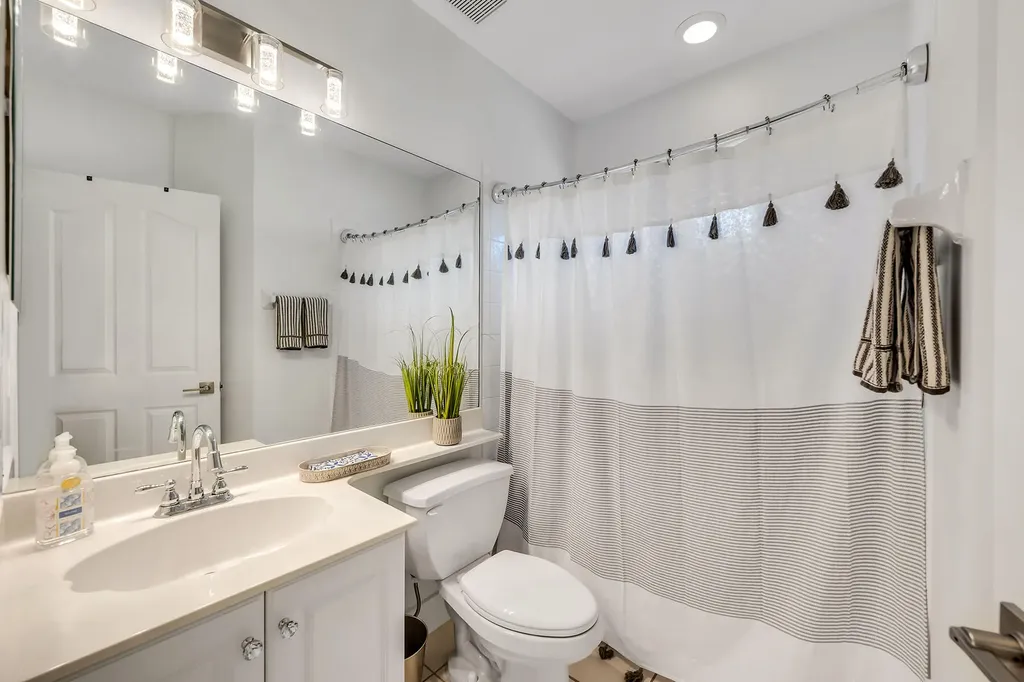1747 Reuven Circle Naples FL 34112