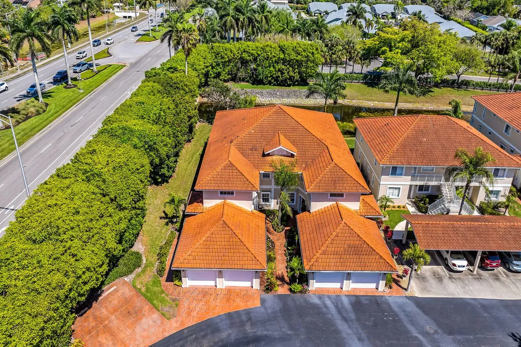 1747 Reuven Circle Naples FL 34112